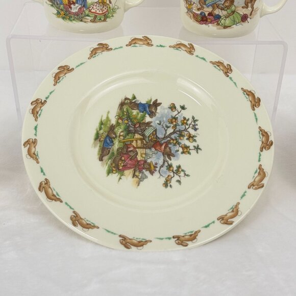 Royal Doulton Bunnykins Nursery Tableware 5 Piece Set Plate Bowl Mugs Coin Bank - Picture 2 of 16